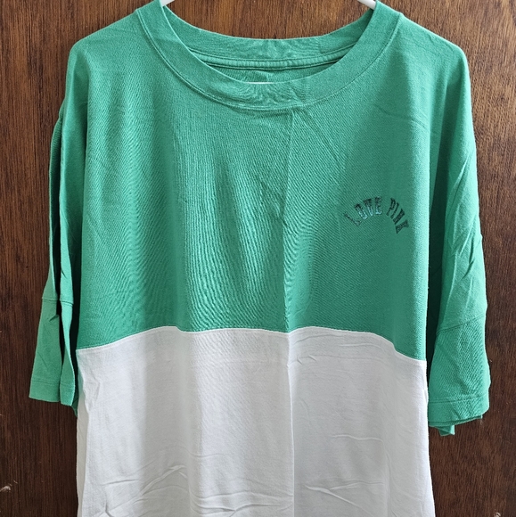 Victoria Secrets Pink - Picture 2 of 2